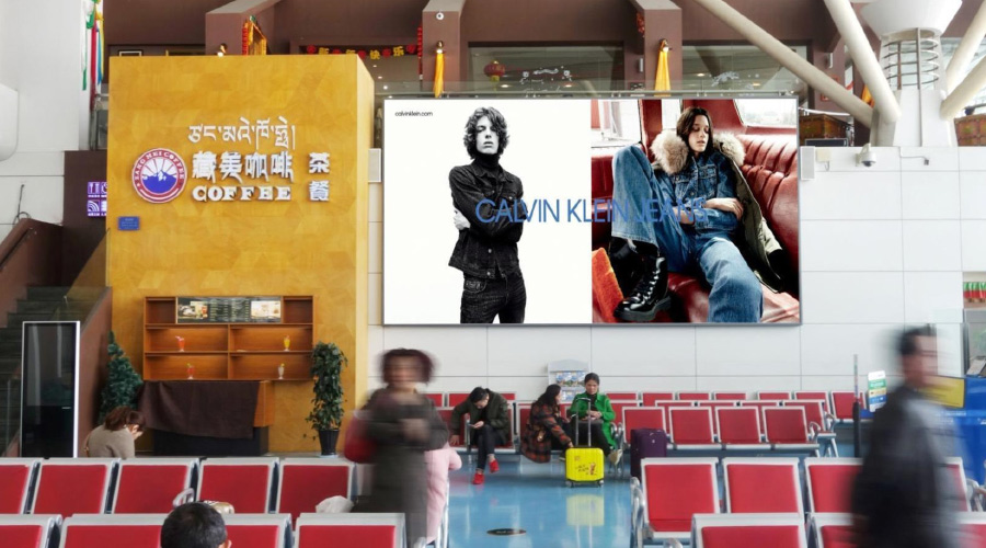 拉萨贡嘎机场候机区LED广告
